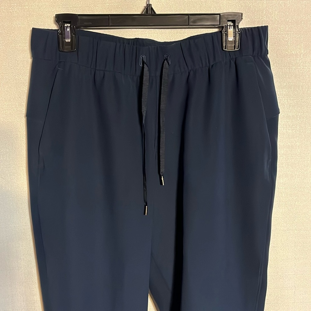 Lululemon jogger pants